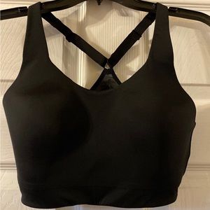 Athleta black padded sports bra 36 D